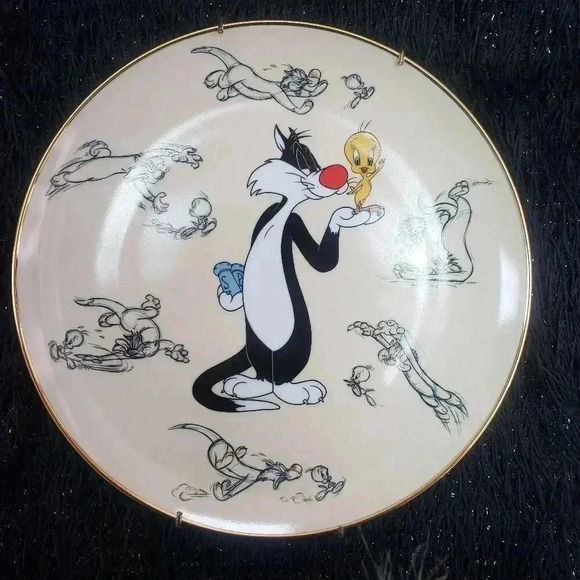 Tweety & Sylvester 10" Collector Plate - Picture 1 of 3
